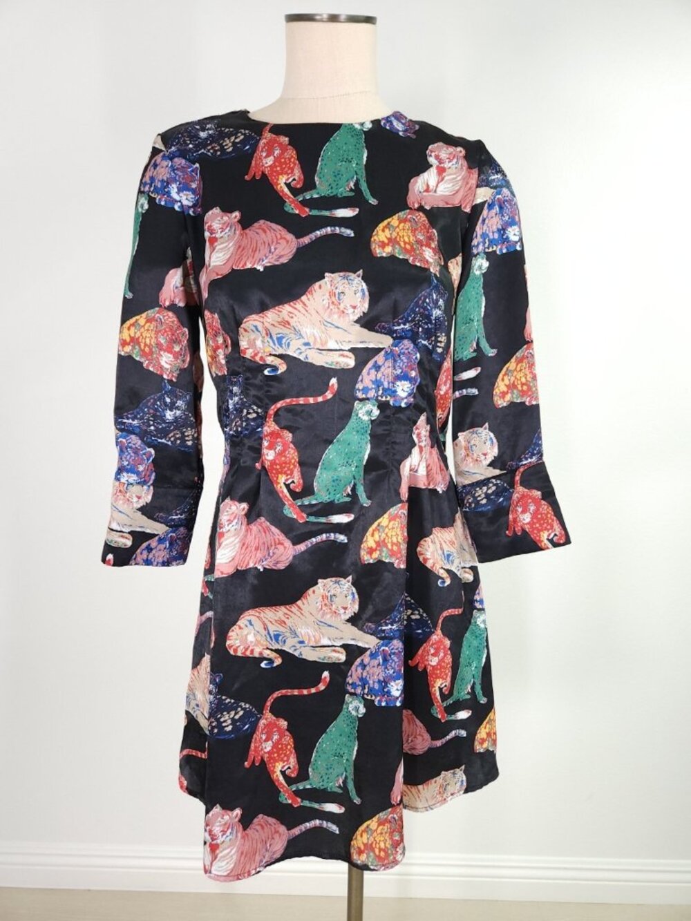 Zara Women Size Medium Black Tiger Big Cat Satin Mini Dress 3/4 Sleeve Fit Flare